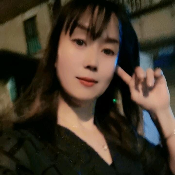 🍓颖儿