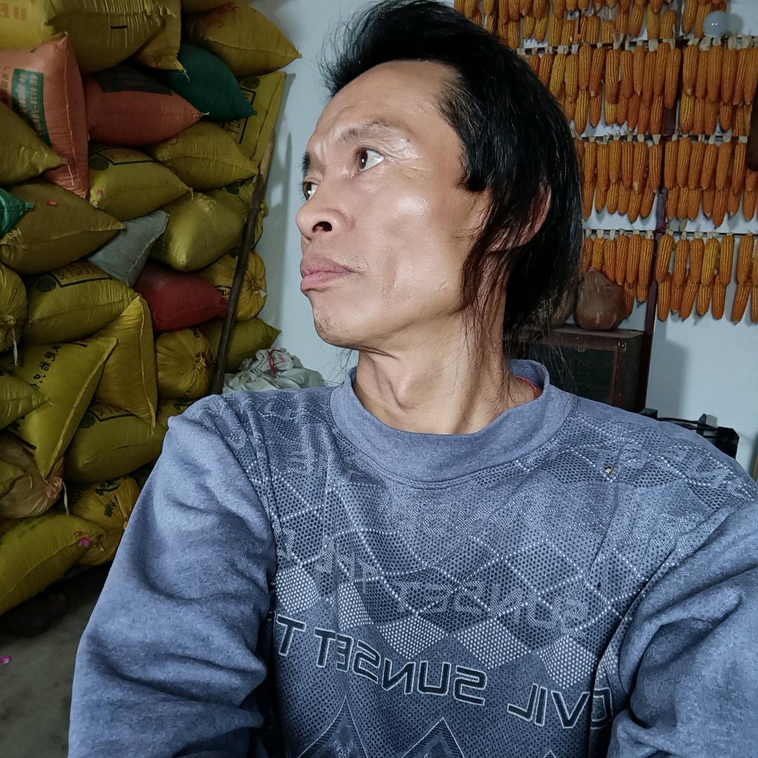 广西农村小哥
