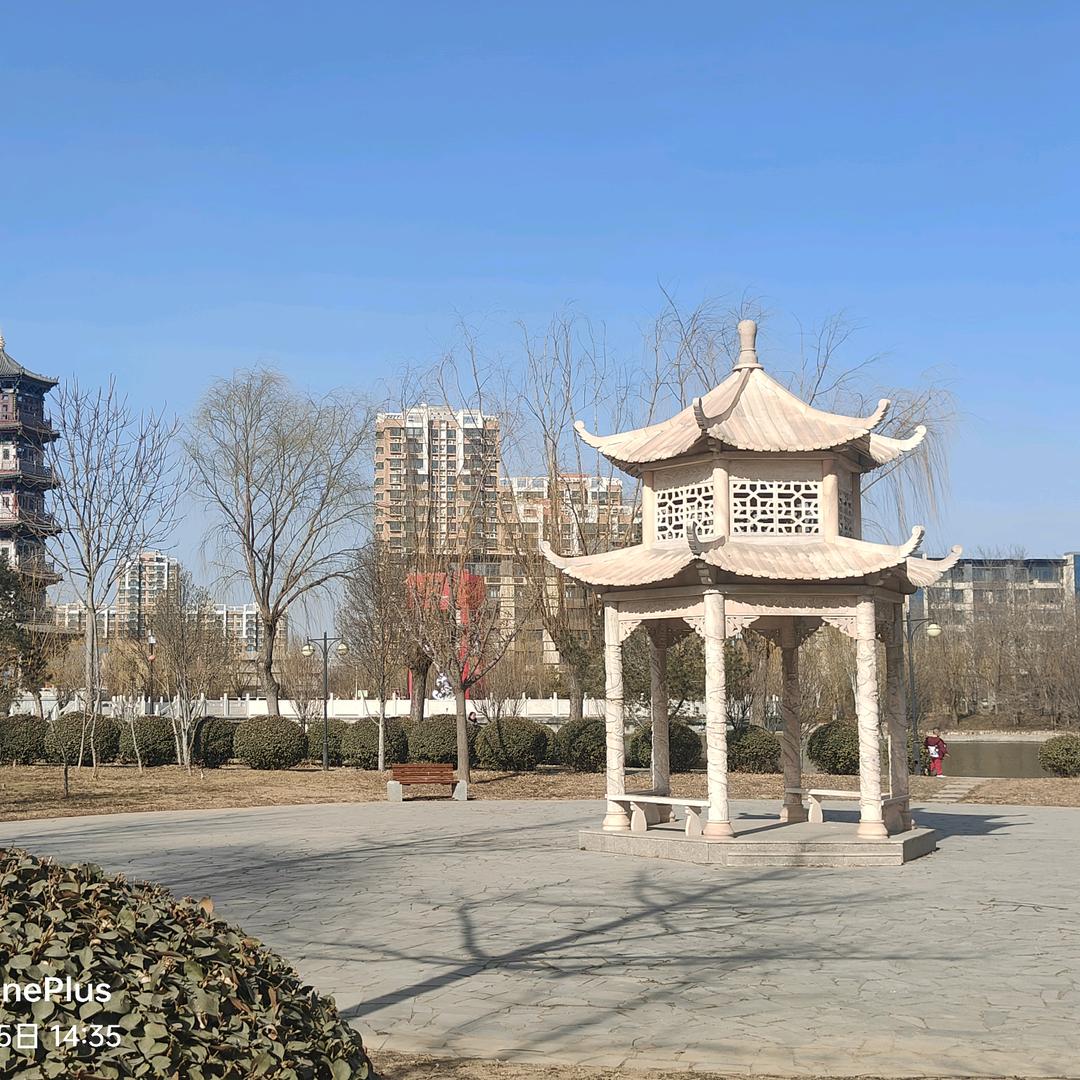 拥户纸箱厂  小崔