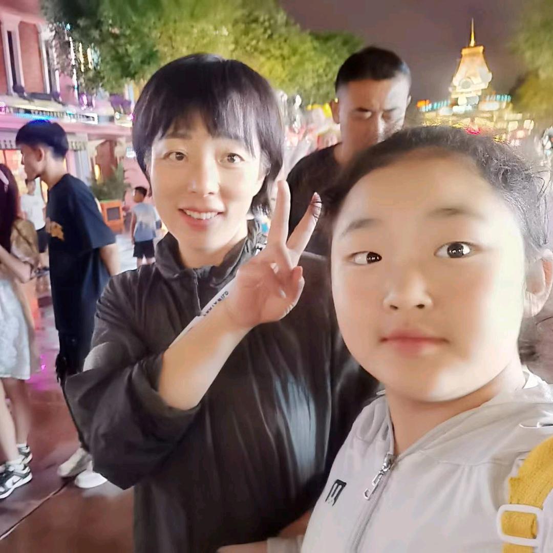 袁记串串香临河胜利路店    姚静