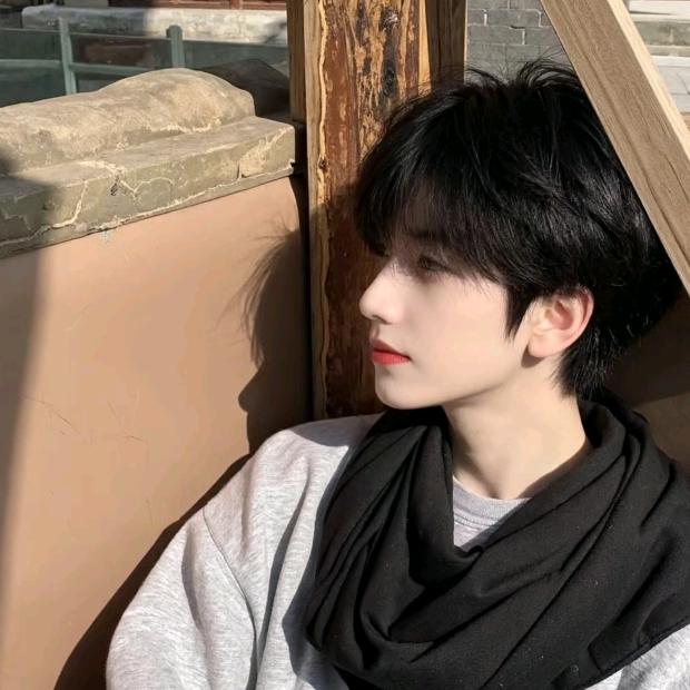 捍陽-喜歡睡覺☀️