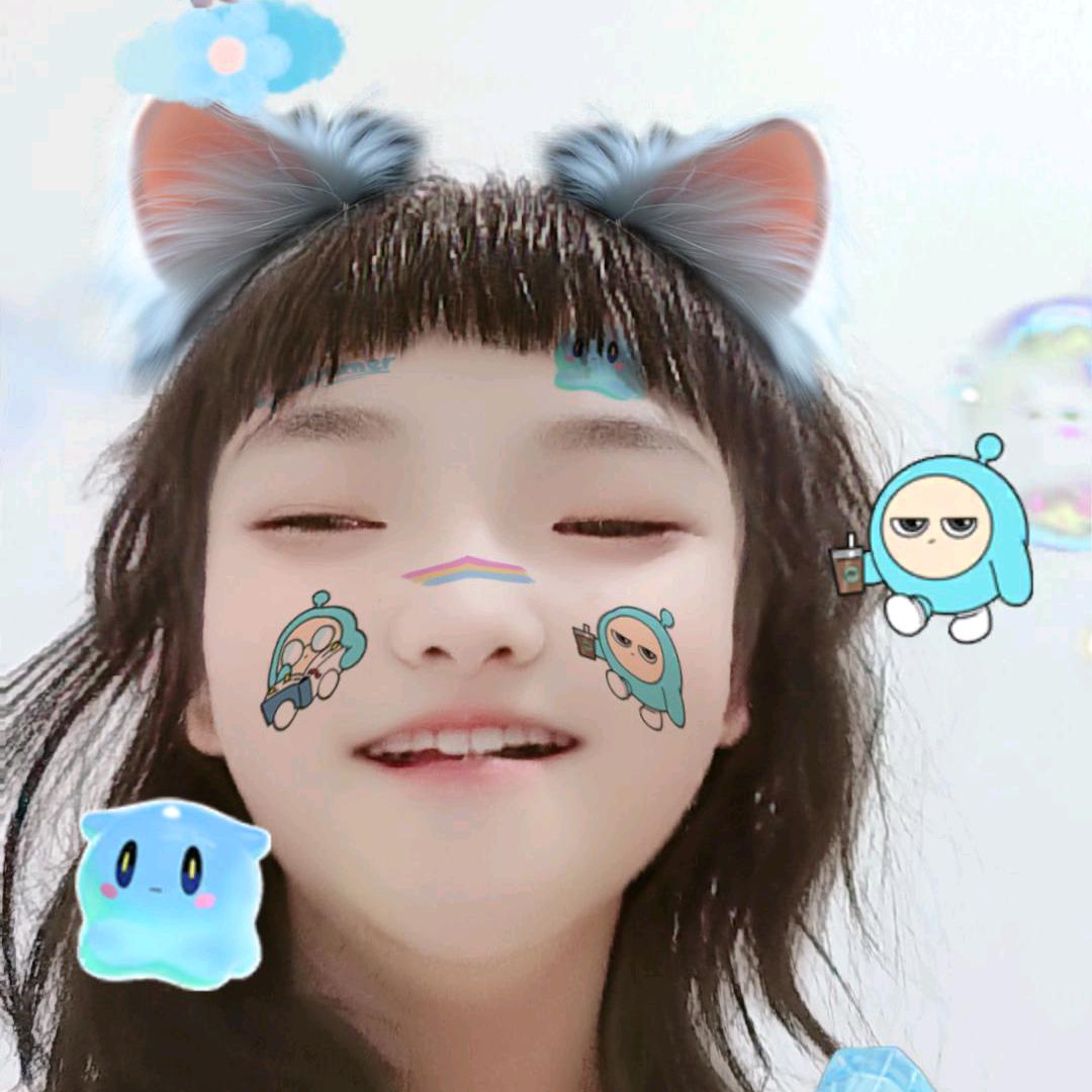 小宝贝儿小猪猪🐷头像
