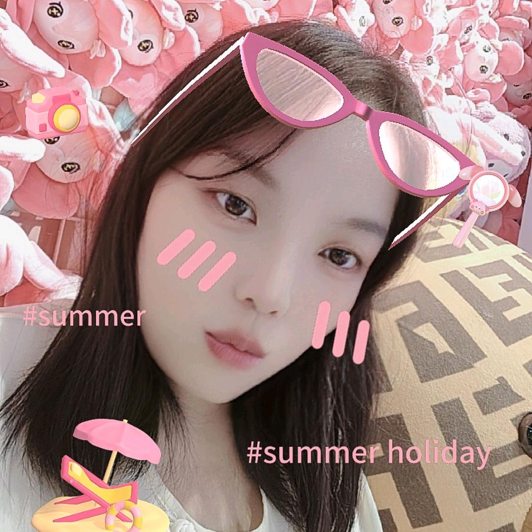 一点都不@甜❤️