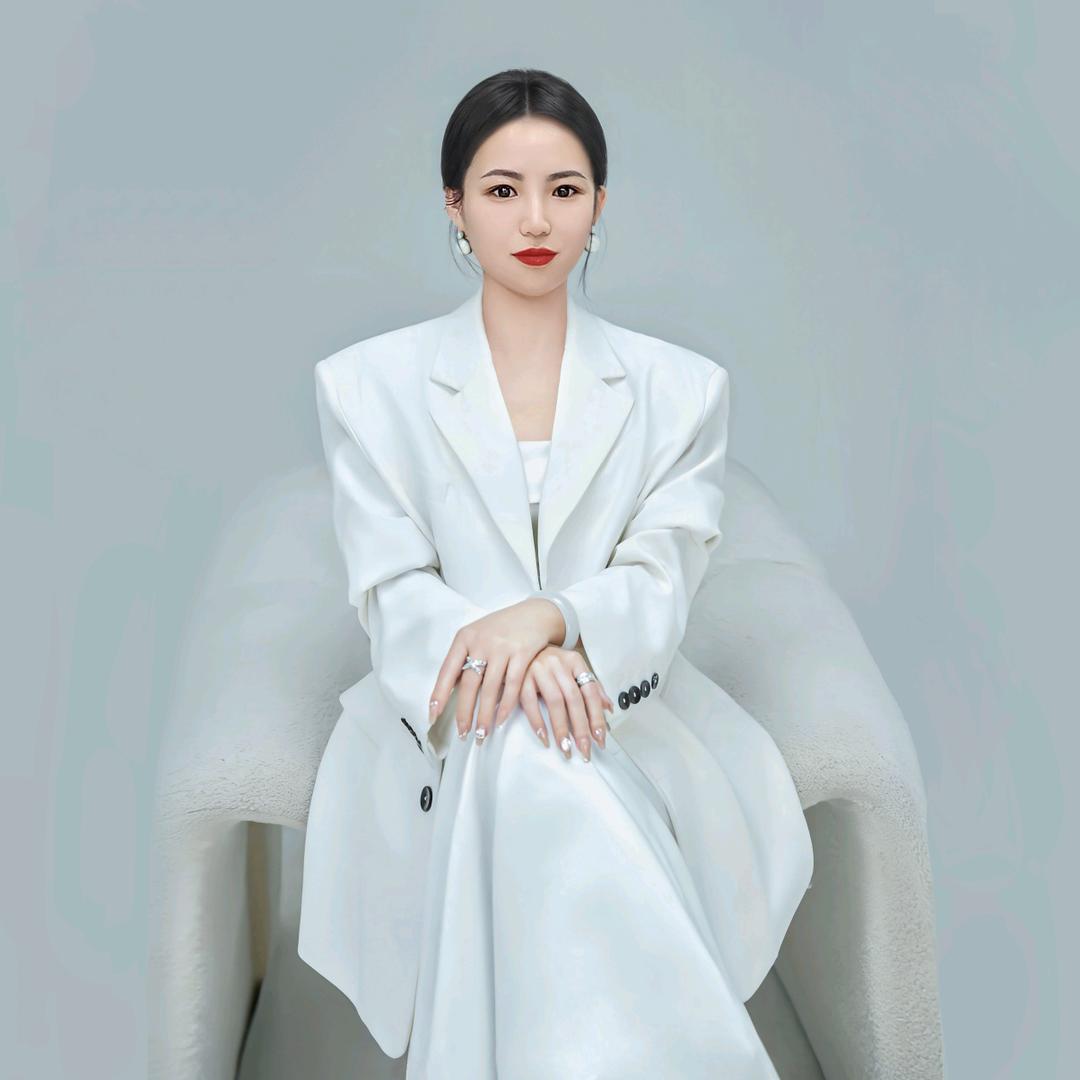 溪溪老师摘镜