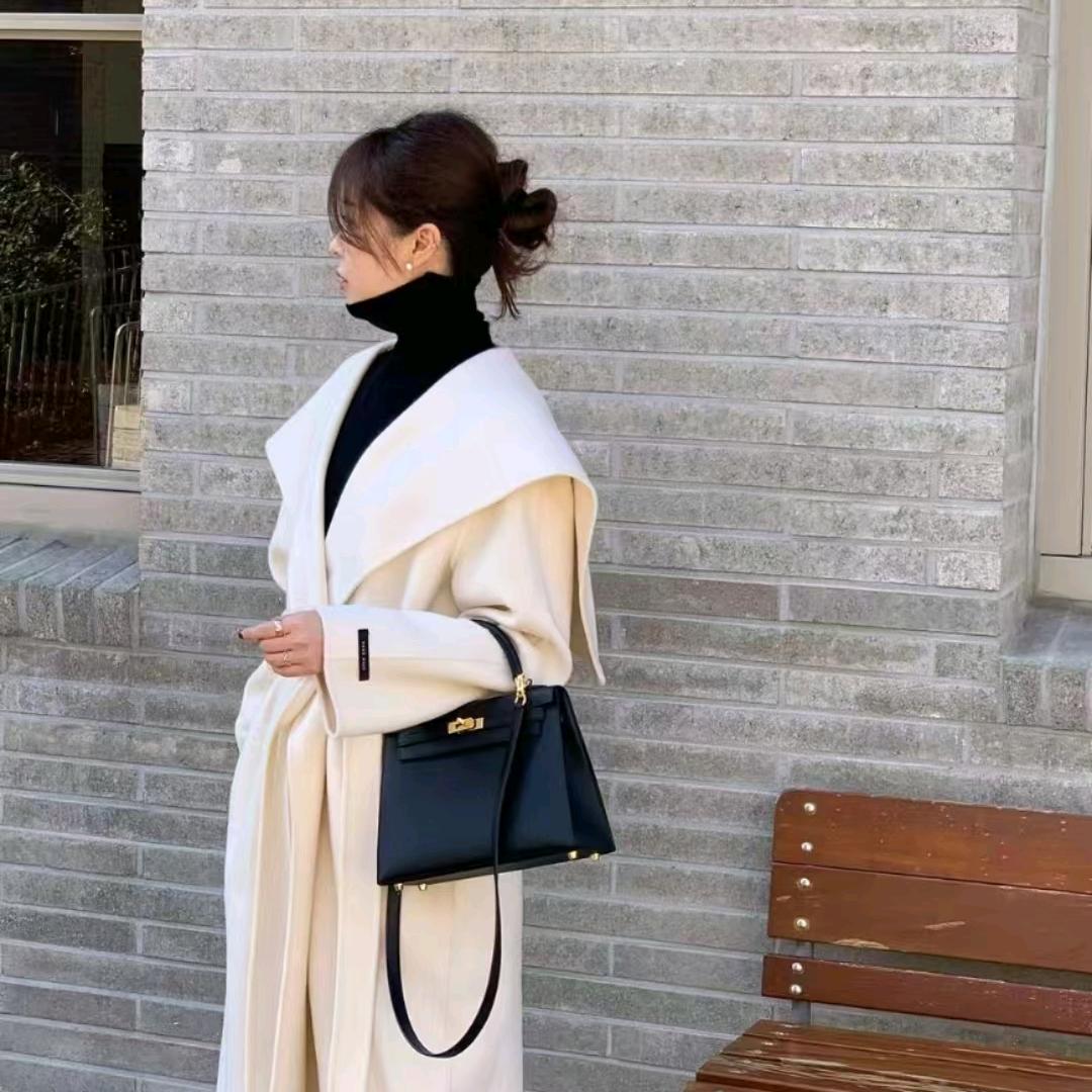 南充西华师大榕树下女装木木