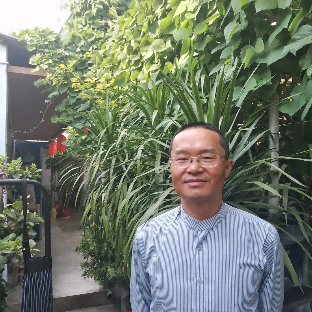 朱忠仁
