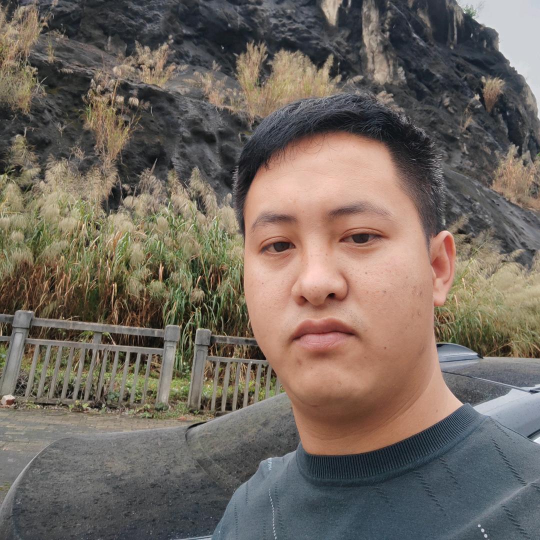 恒隆一天聚电池，大阳，格林豪泰，庆雅车