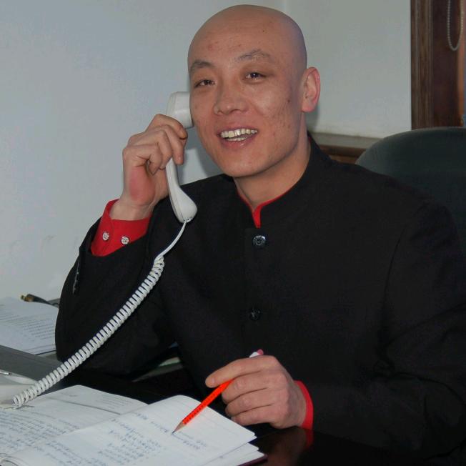 光头吴