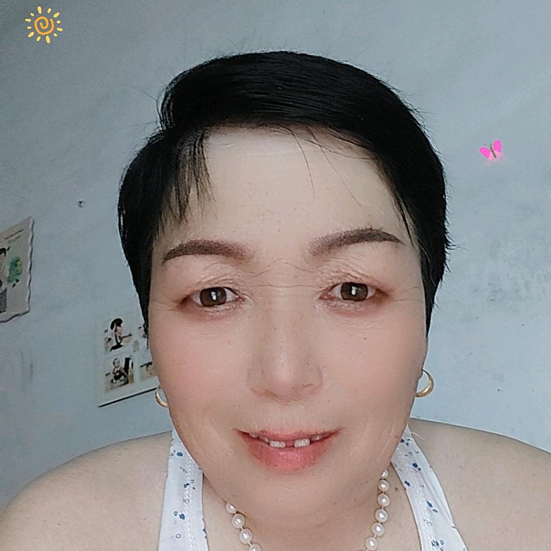 杨妮