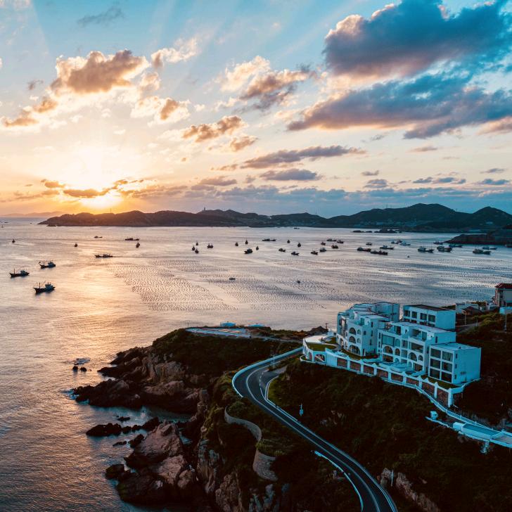 凭海临风悬崖海景美宿