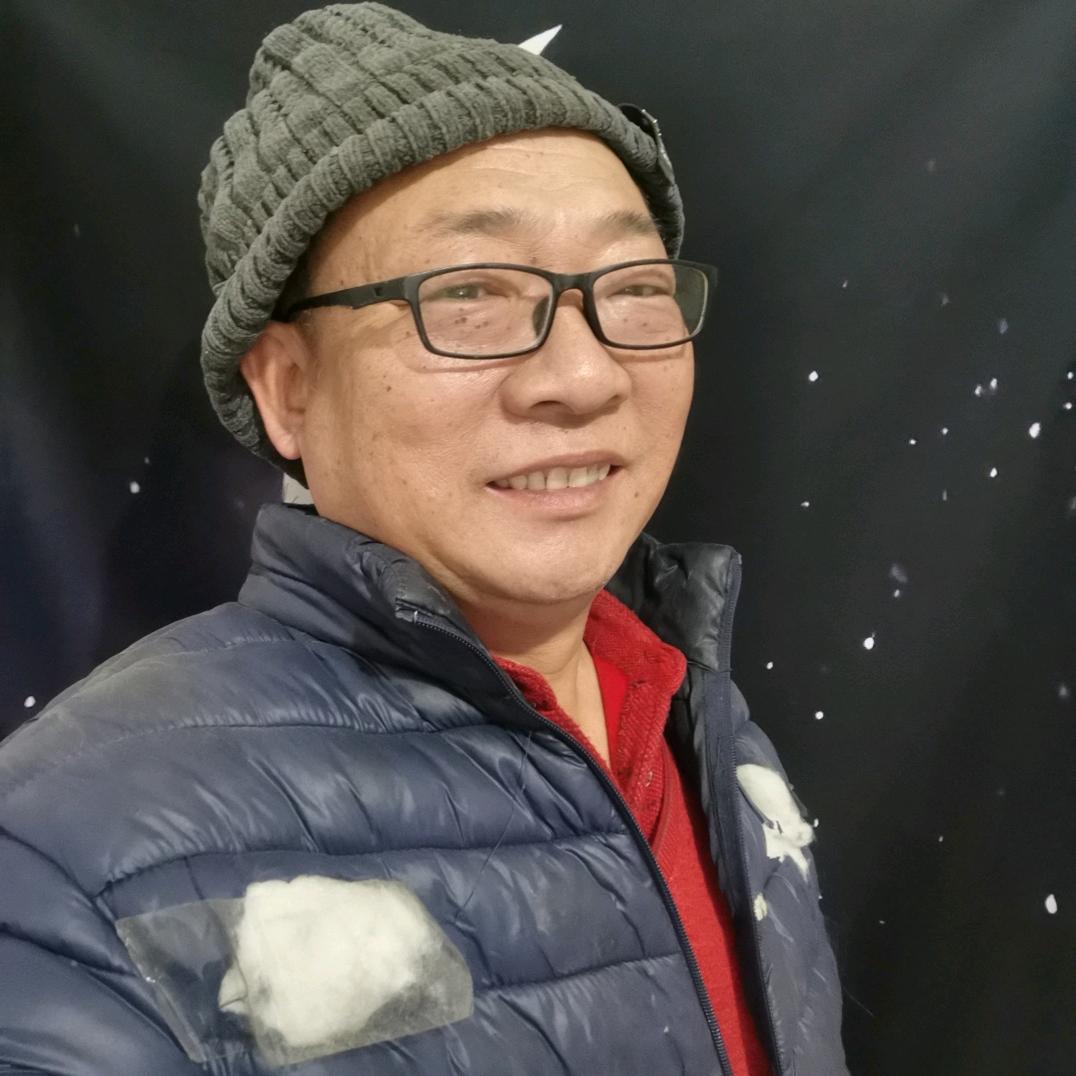 棉帽大叔（打包工）