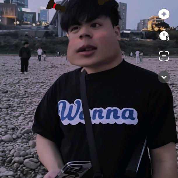 凡人电竞海先生