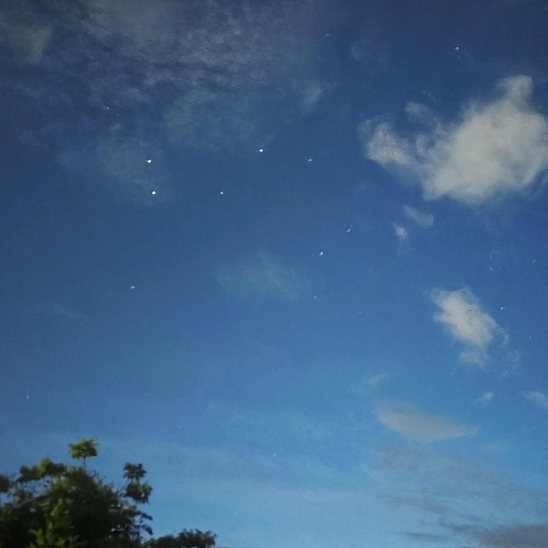 星  空