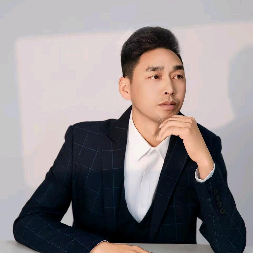 合创装修崔文平