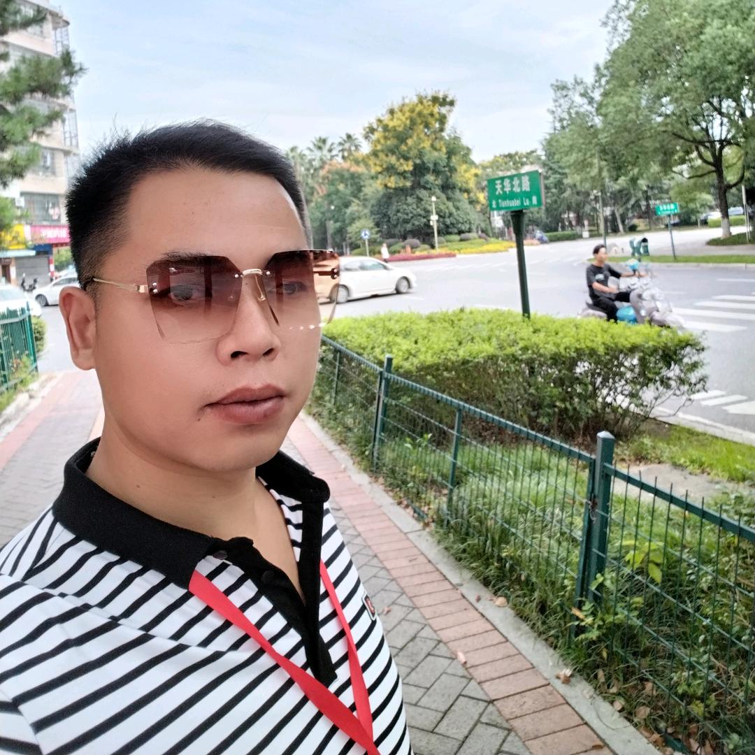 长沙学车精心教学  陈教练