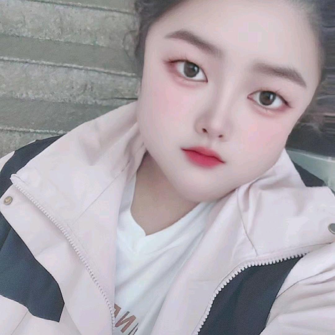 @艳