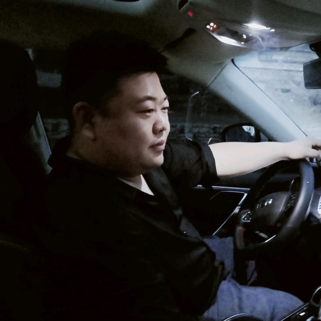 阜平县佬友建筑装修店