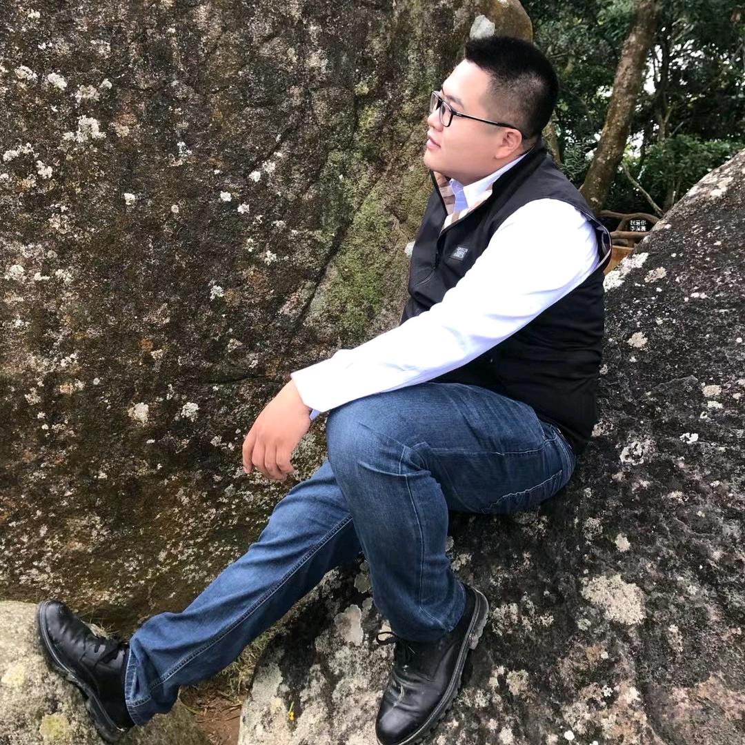 解伟唐（亿阳实业）