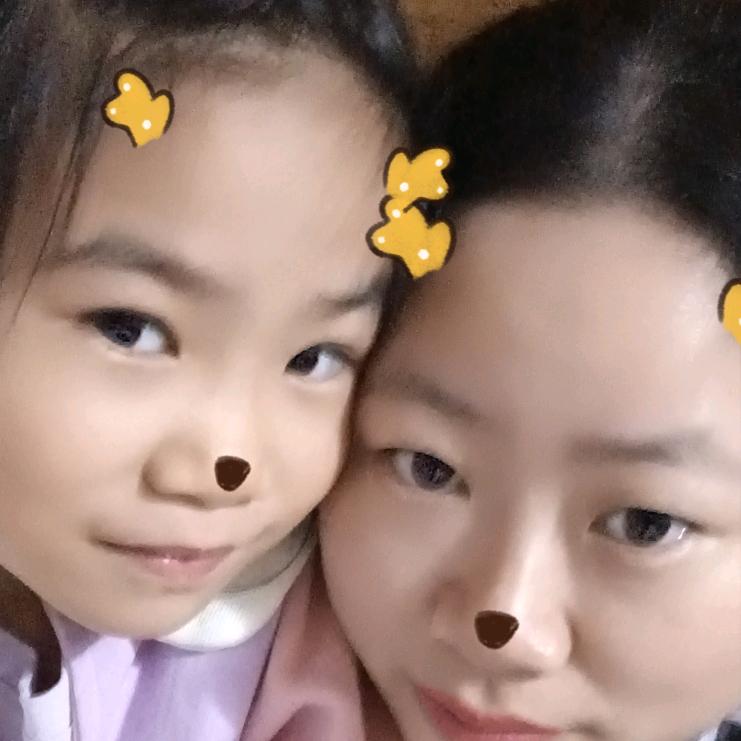 冰秋(ง •̀_•́)ง