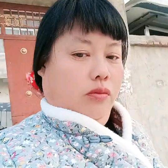杨红
