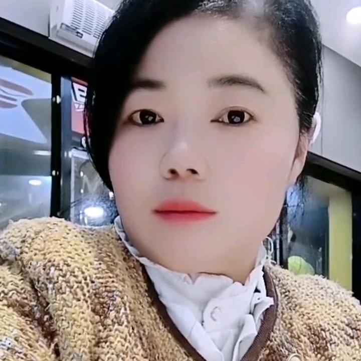 永不低头邓二妹小号