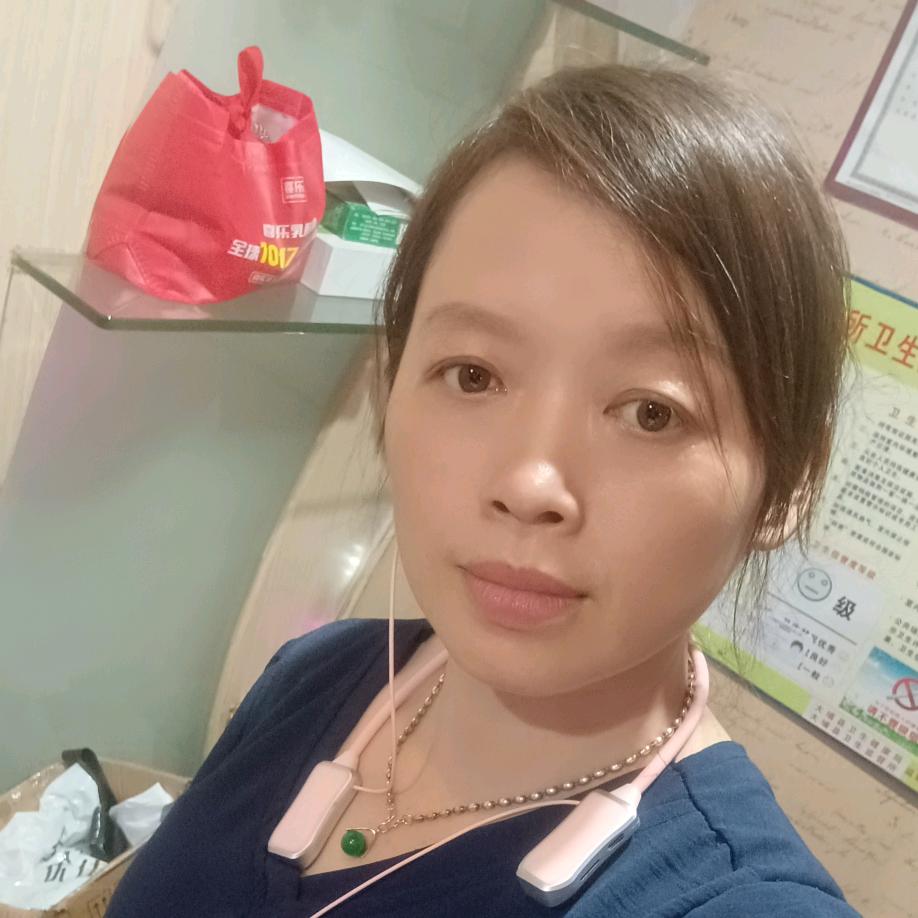 冷雪傲梅