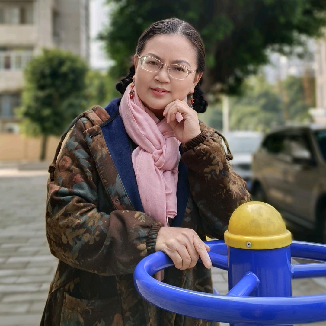 工厂直聘谢姐