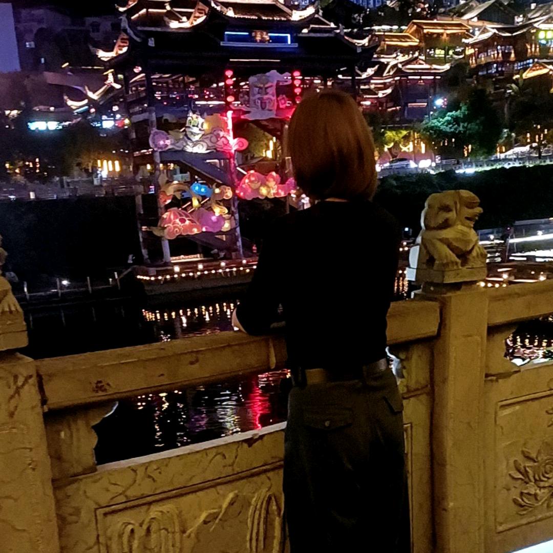 敏~