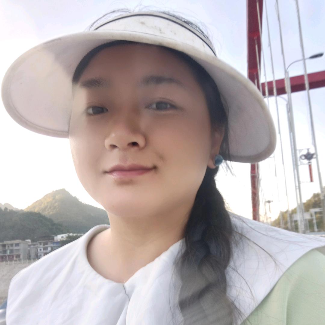 罗小梅♡梅子