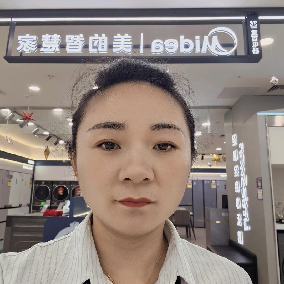 专业冰洗顾问燕姐