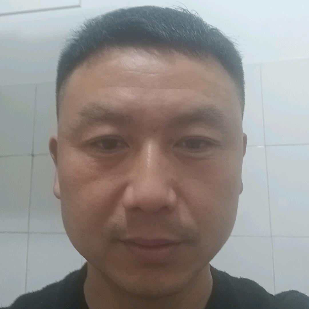 A简单、幸福、快乐。