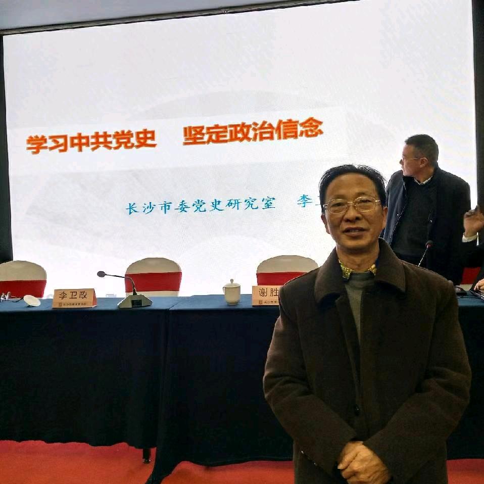 天水墨客:单亲