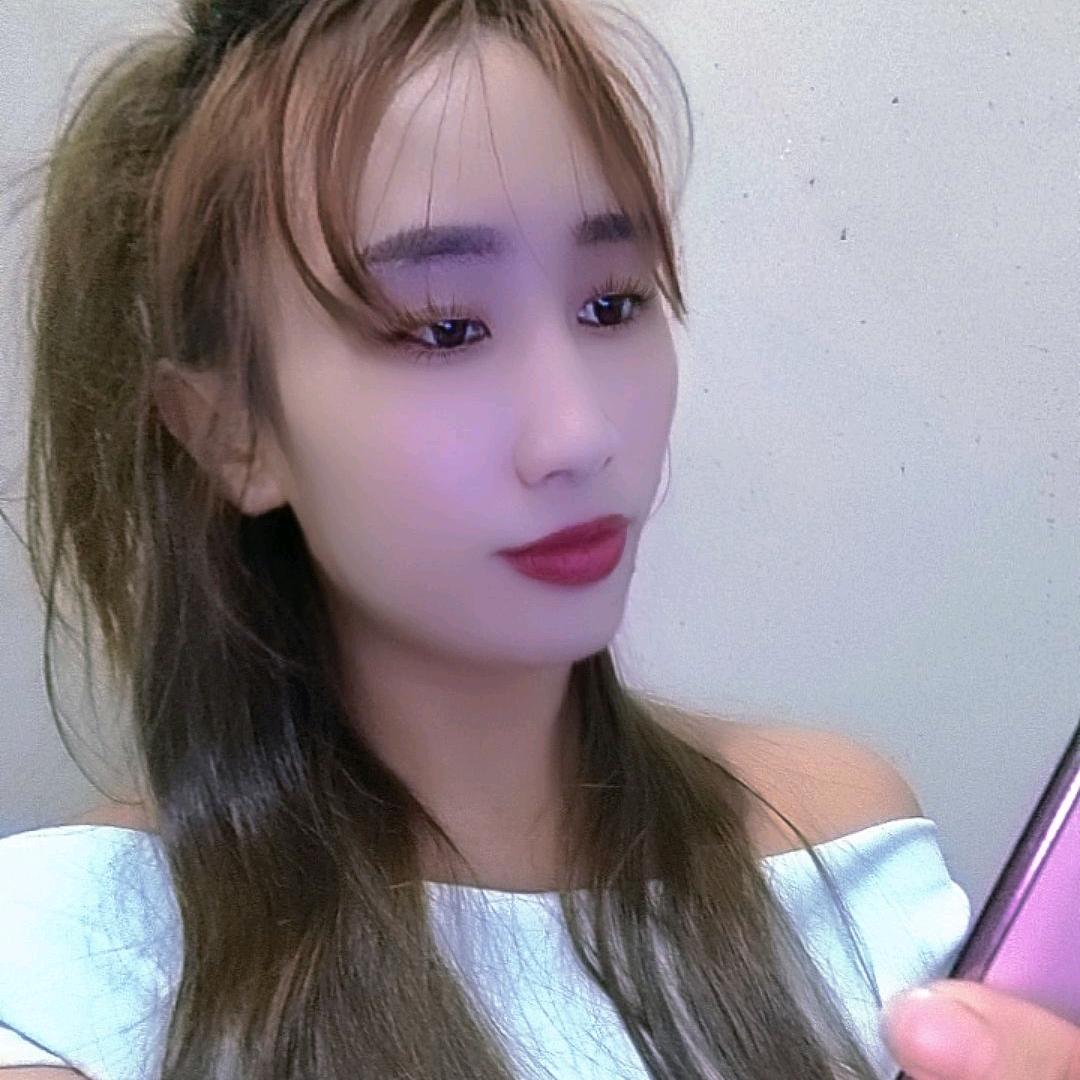 张依依