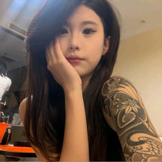 花 花.