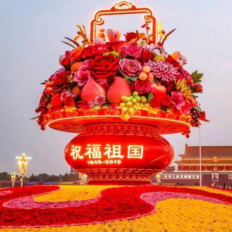 于瑶瑶唢呐演艺传媒公司一条龙服务。
