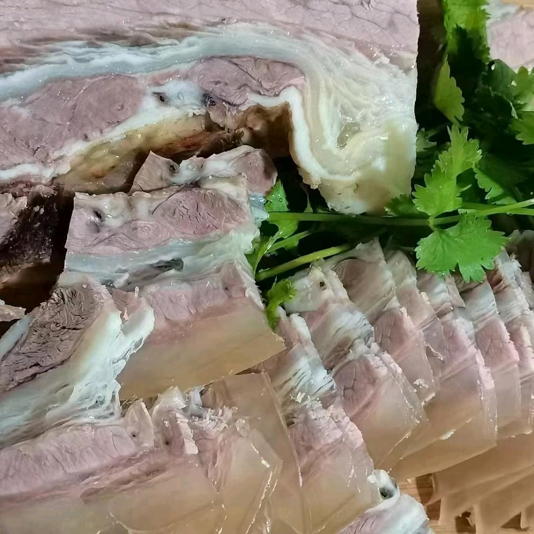 左飞带皮牛肉火锅贵阳观山湖区中铁逸都