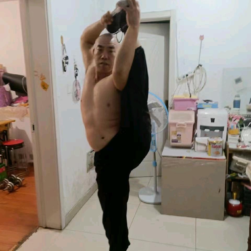 鲁教练