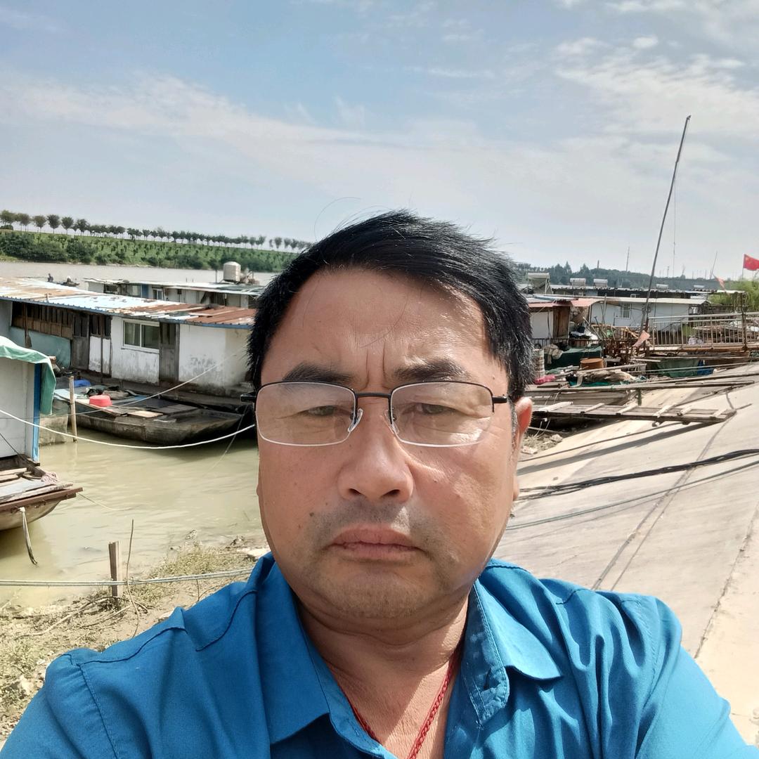 吕万楼