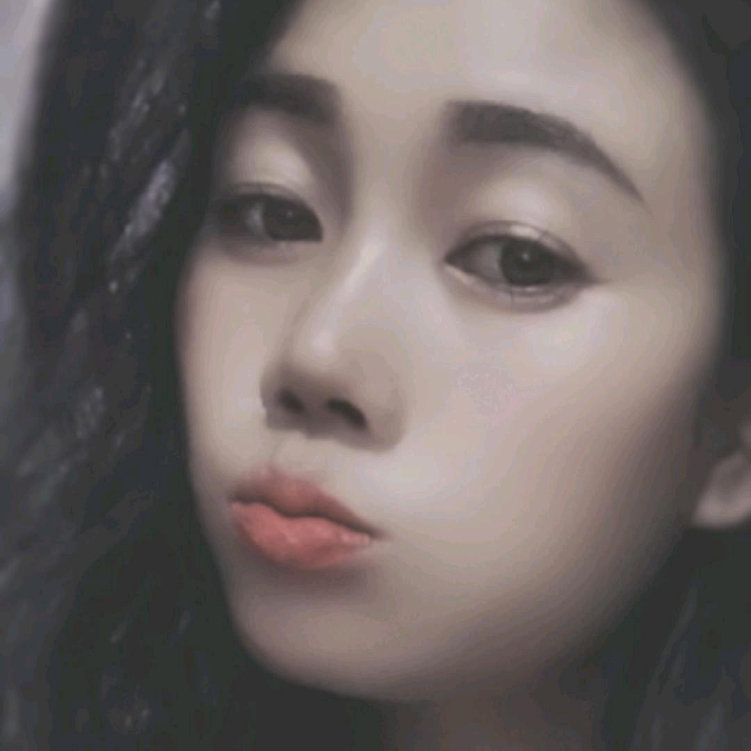依