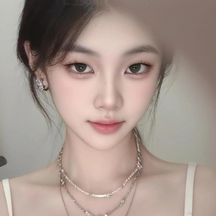晚雾里看人