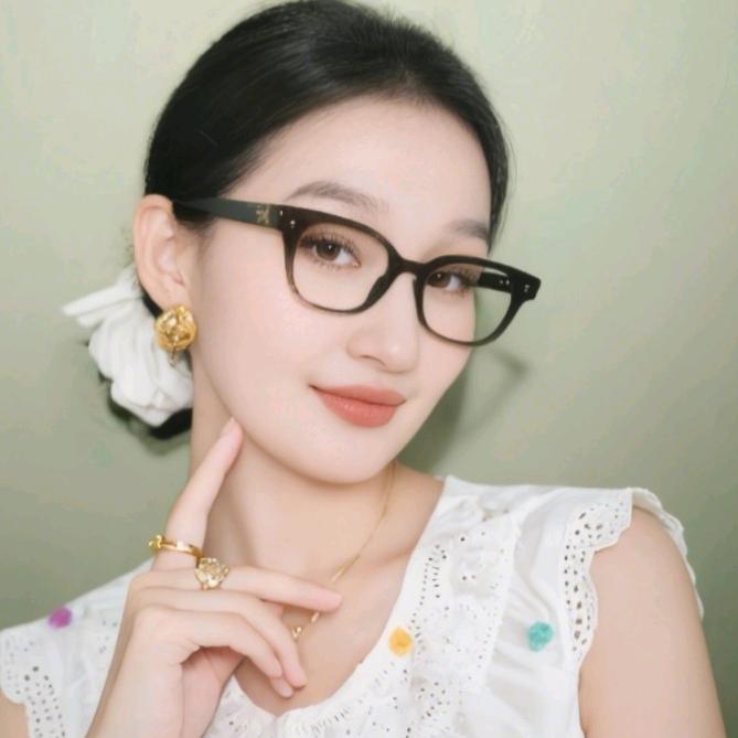 قـےقـے بانۇ