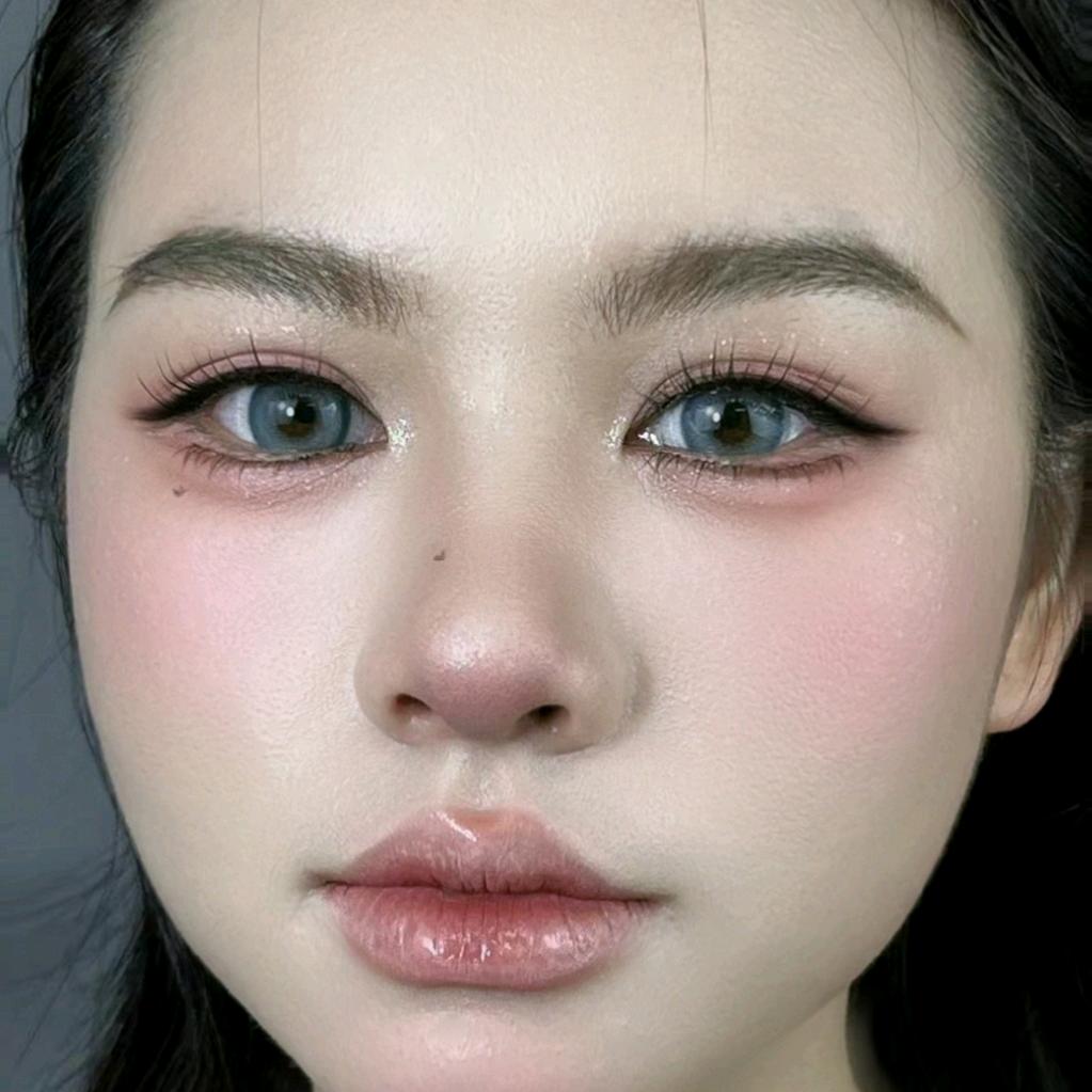 文山化妆师夭夭
