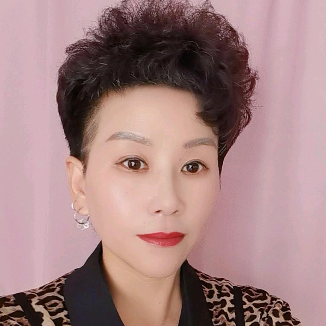 肖红(艾美造型)