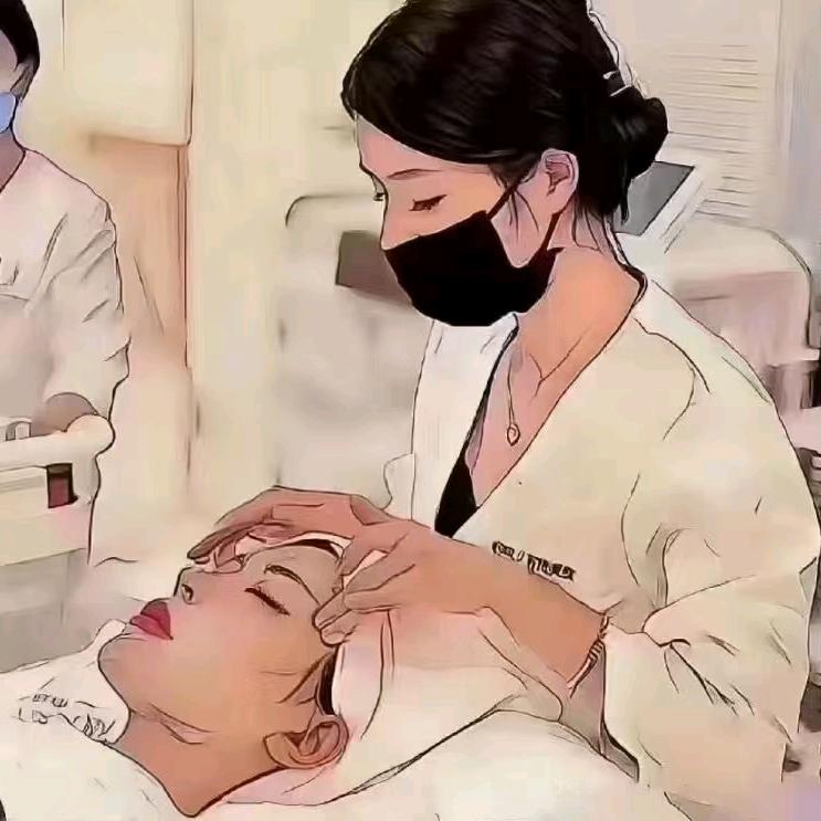 ①直很荌静