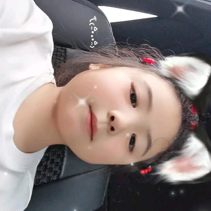 陈家萱喜欢小兔子和小奶猫