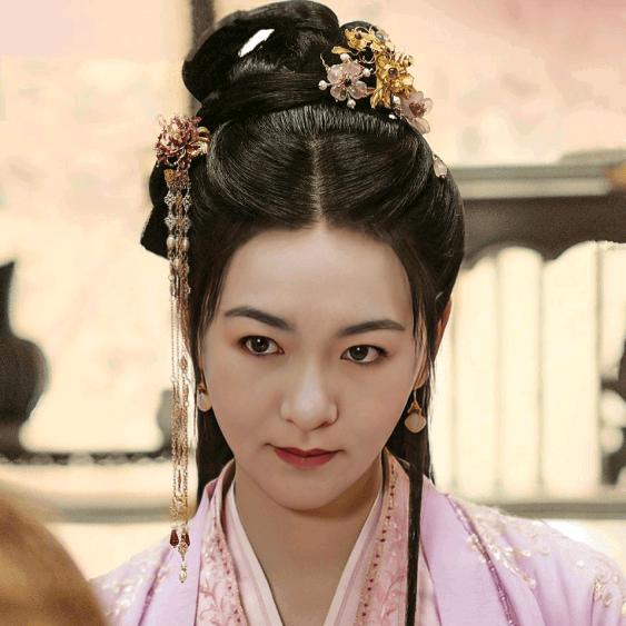 ₅₂₀💞࿐吕王陛下💕 ❧⁵²⁰