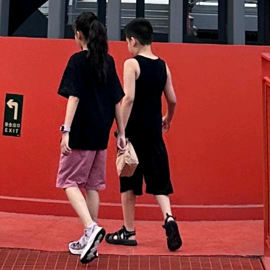 🌻天山童姥🌻雨拾🌻