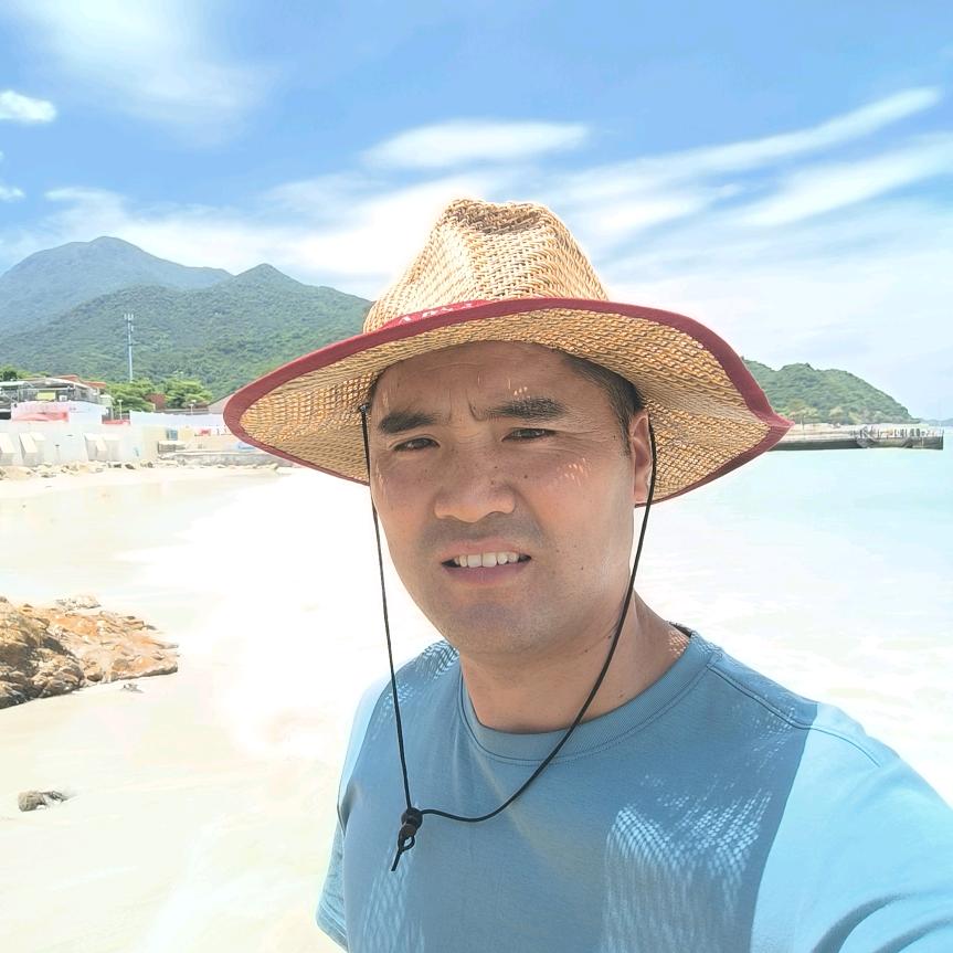 中信钢构专业搭棚盖瓦小彭