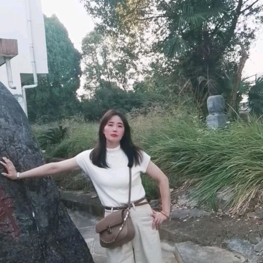 二市场二楼401号