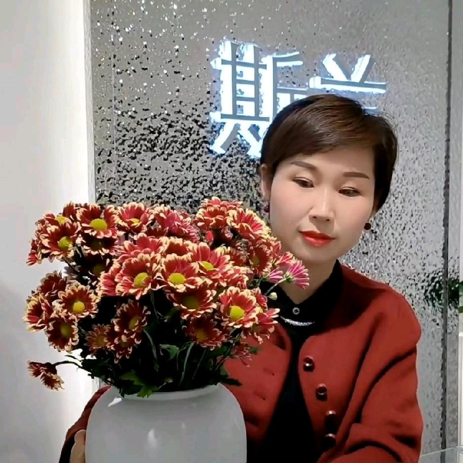 合肥市蜀山区斯兰服装店